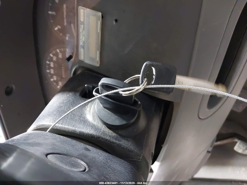 1998 Ford F-150 Lariat/Standard/Xl/Xlt VIN: 1FTZF1866WKA25633 Lot: 43623401