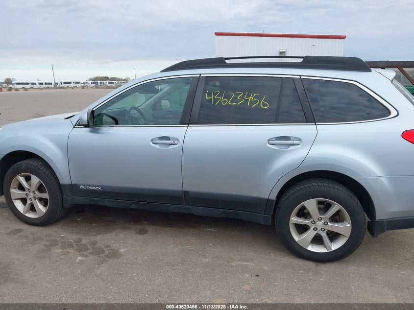 2014 SUBARU OUTBACK 2.5I LIMITED 4S4BRCLCXE3311426