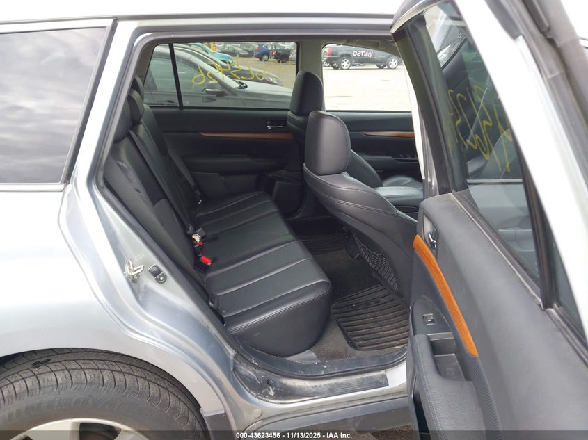 2014 SUBARU OUTBACK 2.5I LIMITED 4S4BRCLCXE3311426