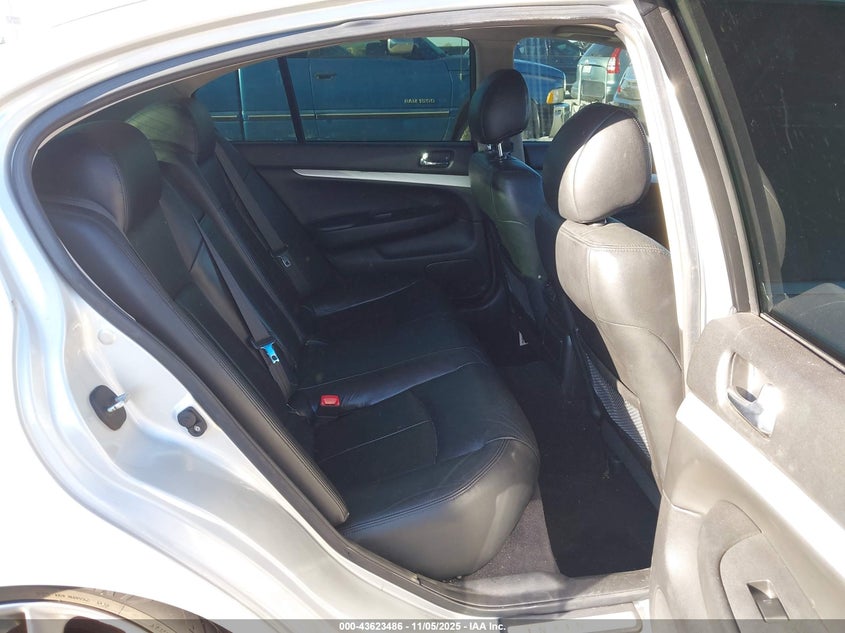 2009 Infiniti G37 Journey VIN: JNKCV61E49M305775 Lot: 43623486