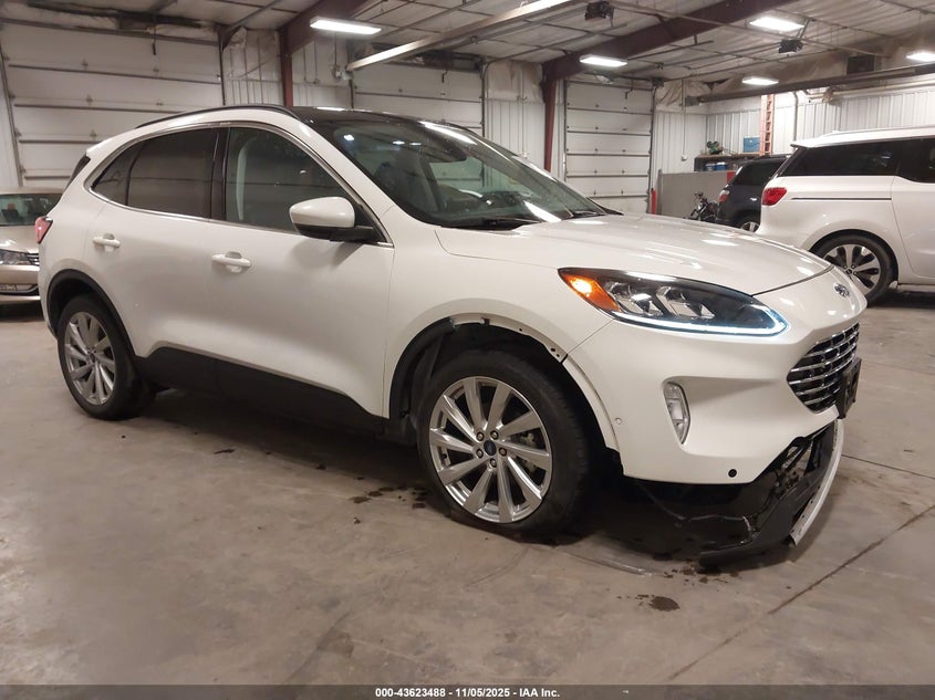 FORD ESCAPE TITANIUM