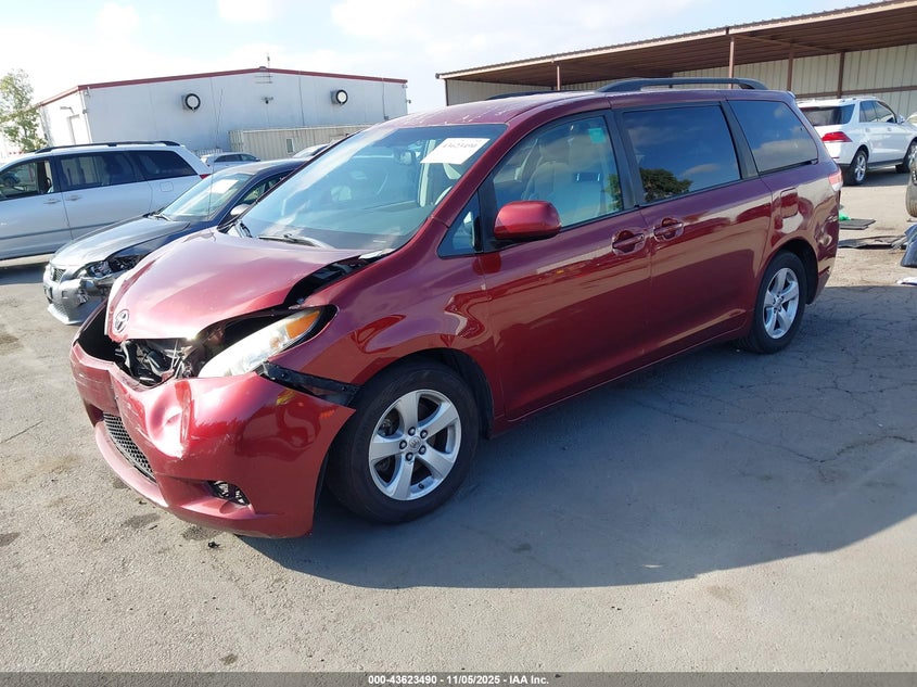 2014 TOYOTA SIENNA LE V6 8 PASSENGER 5TDKK3DC2ES422736