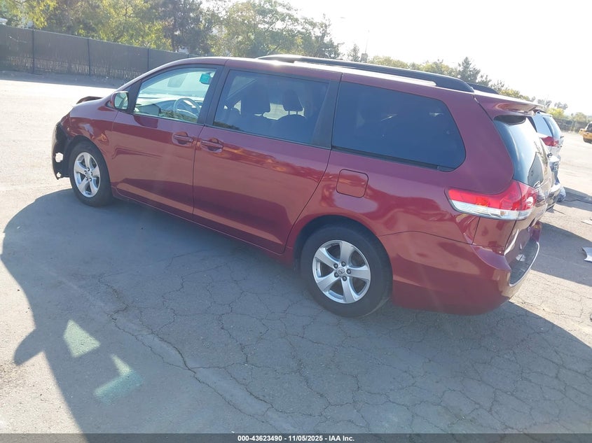 2014 TOYOTA SIENNA LE V6 8 PASSENGER 5TDKK3DC2ES422736