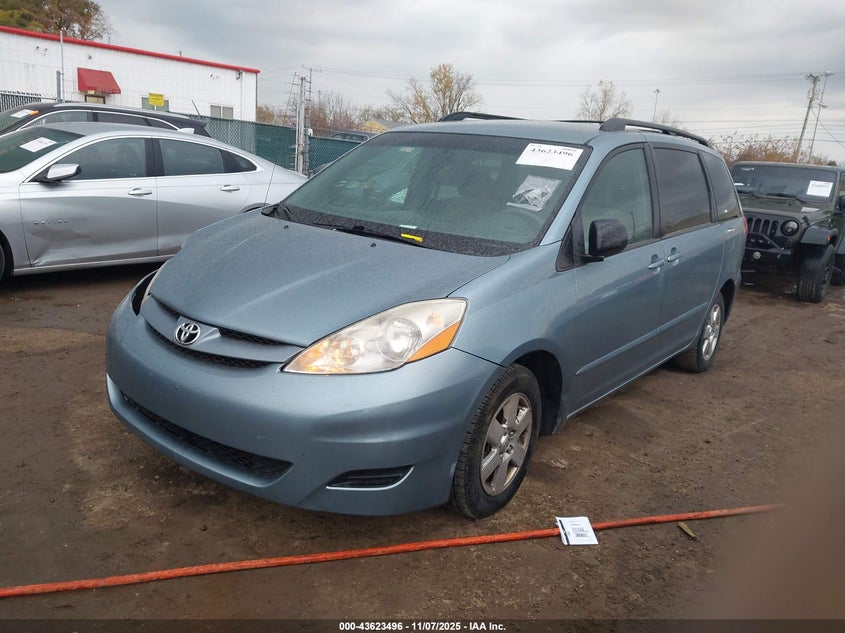5TDZK23C28S105103 2008 TOYOTA SIENNA photo no. 2