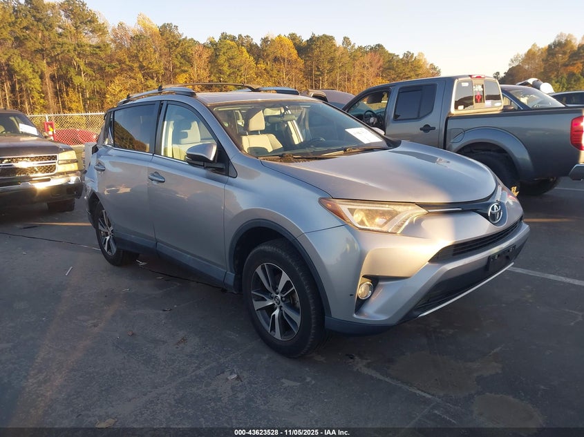 2016 TOYOTA RAV4 XLE - 2T3RFREV1GW440975