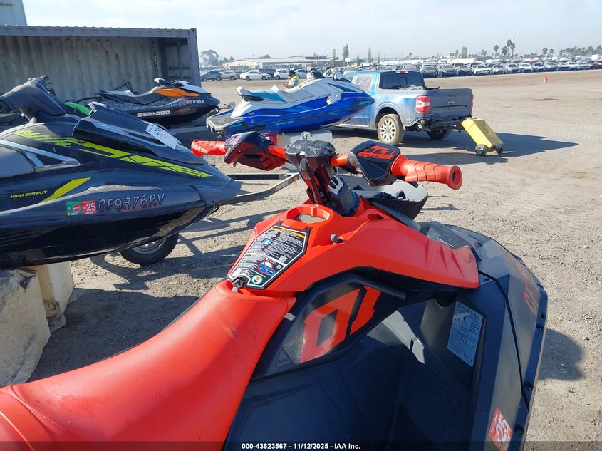 2022 SEADOO SPARK auction photo 5