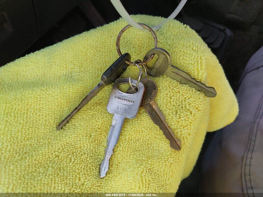 1992 Ford Bronco U100 VIN: 1FMEU15H0NLA02072 Lot: 43623570