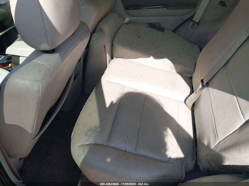 1FMCU49359KB69451 2009 FORD ESCAPE photo no. 8