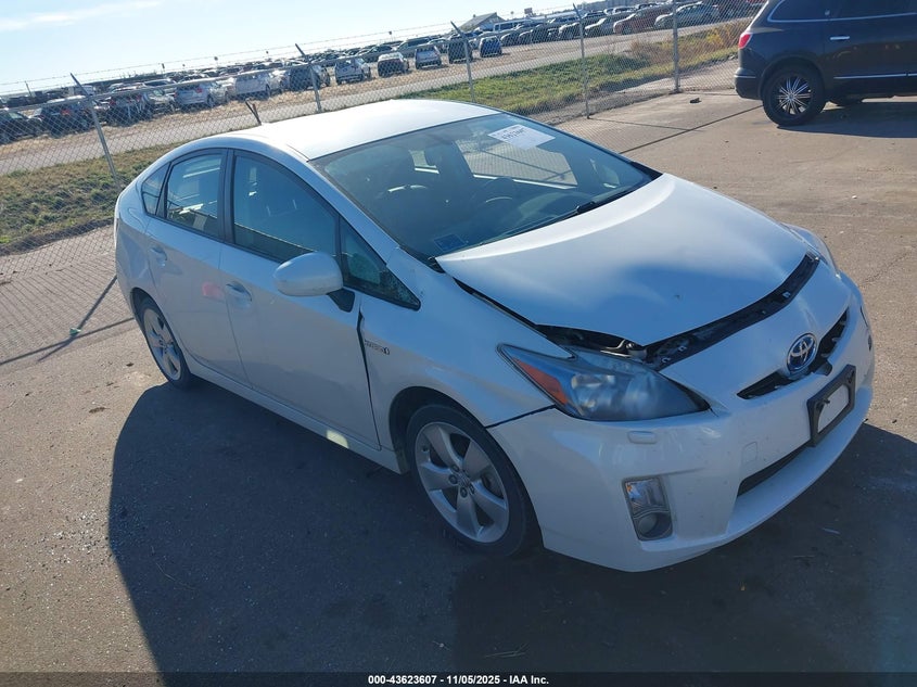 TOYOTA PRIUS FIVE