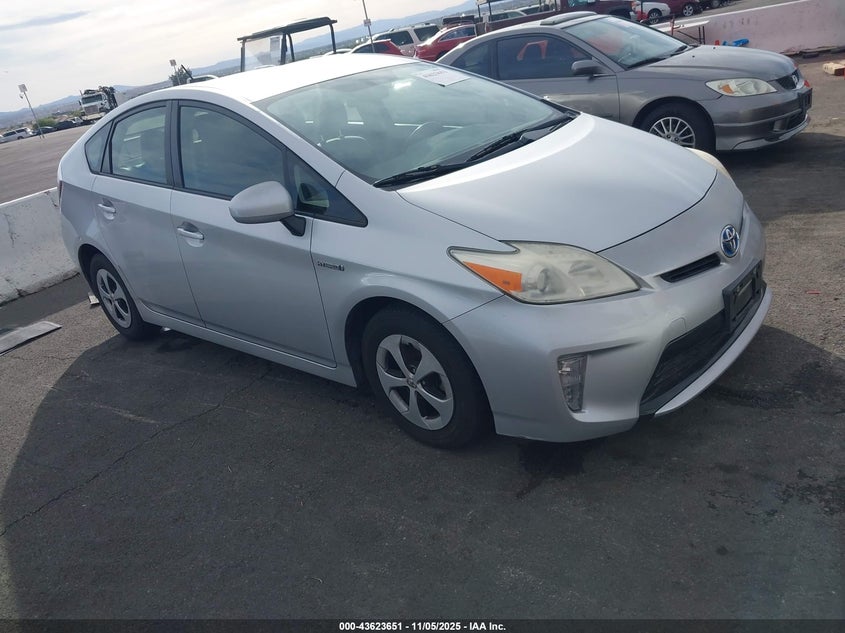 2013 TOYOTA PRIUS TWO - JTDKN3DU8D5565596