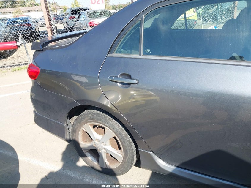 2013 TOYOTA COROLLA S 2T1BU4EE8DC956895
