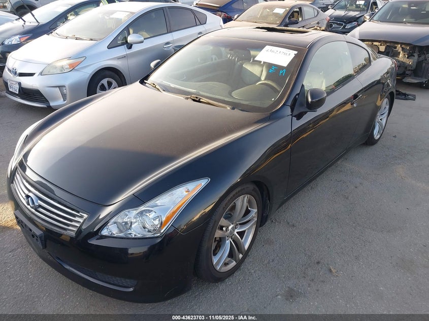 JNKCV64E88M115665 2008 INFINITI G photo no. 2
