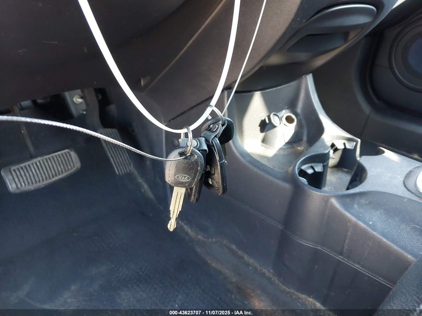 2009 Kia Sportage Ex V6 VIN: KNDJF723497556724 Lot: 43623707