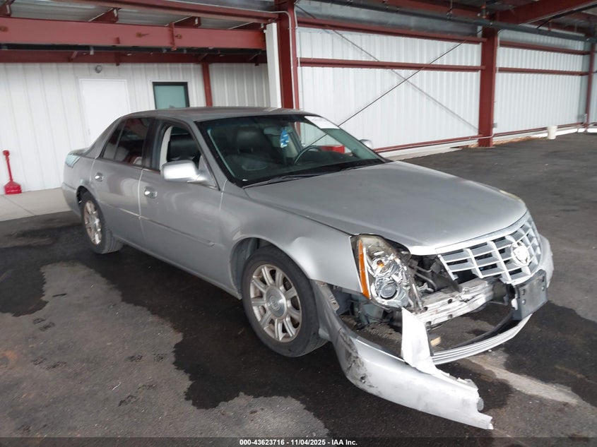 CADILLAC DTS STANDARD
