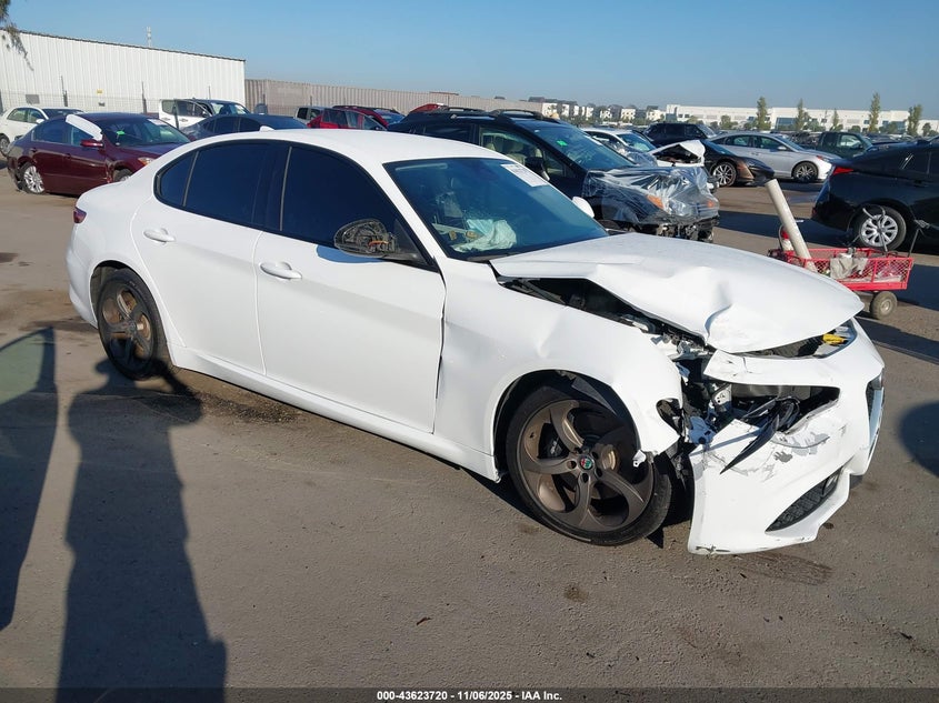 2018 ALFA ROMEO GIULIA RWD - ZARFAEBN8J7567133