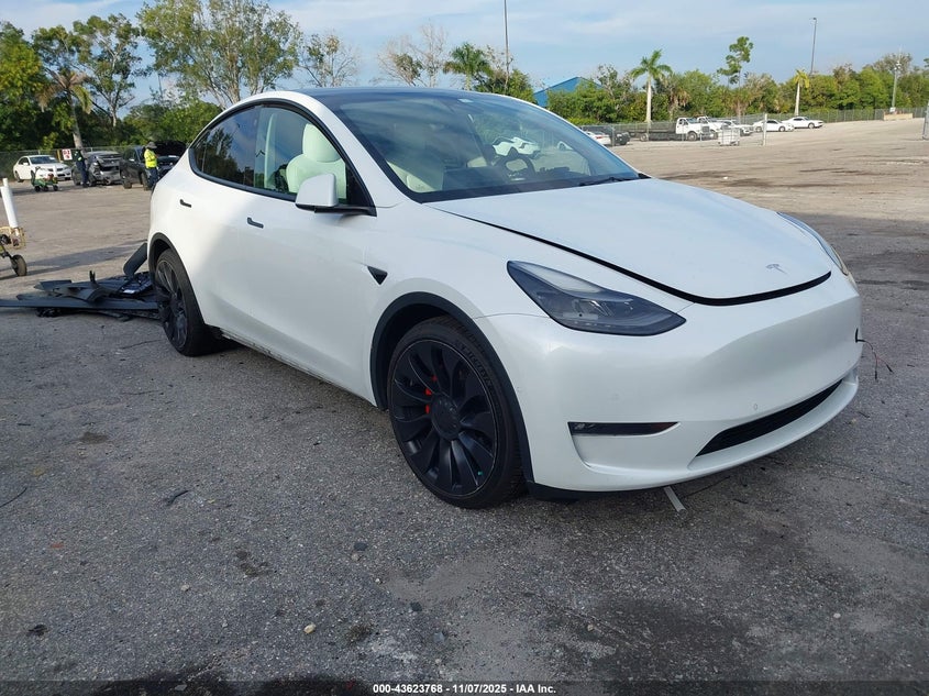 2022 TESLA MODEL Y PERFORMANCE DUAL MOTOR ALL-WHEEL DRIVE - 7SAYGDEF5NF323622