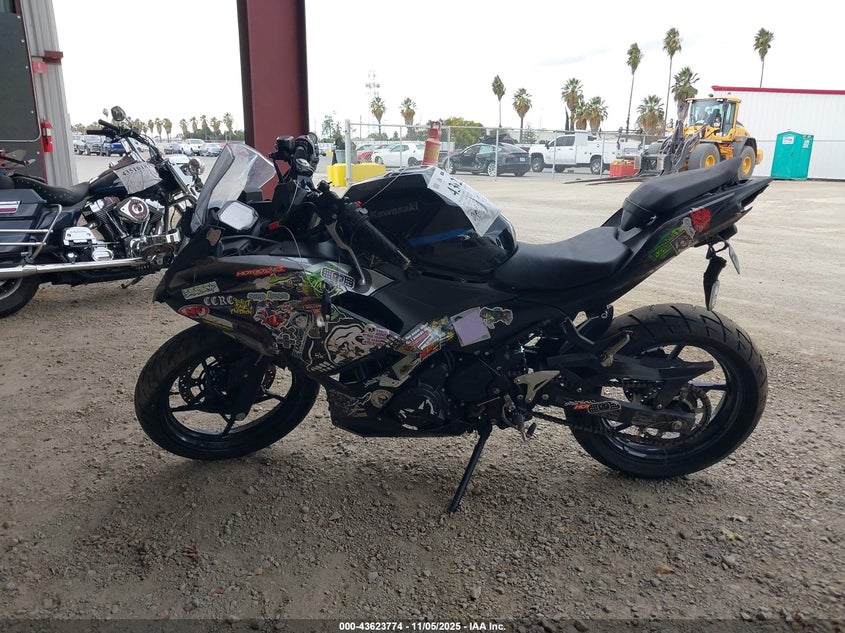 2025 Kawasaki Ex500 A/B VIN: ML5EXGJ14SDA52550 Lot: 43623774