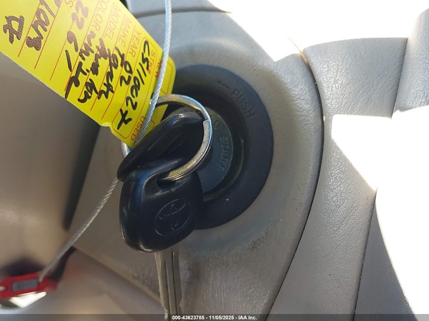 2002 Toyota Avalon Xls VIN: 4T1BF28B62U202261 Lot: 43623785