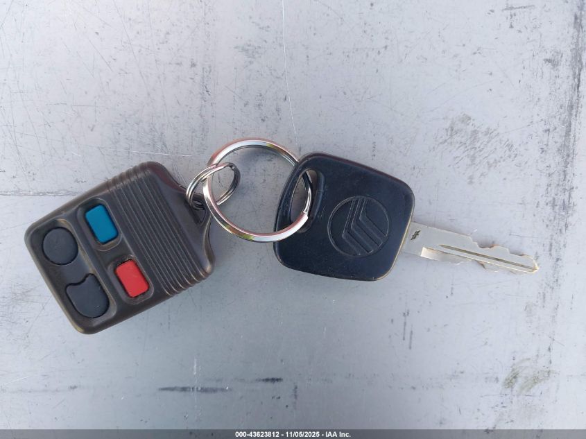 2002 Mercury Grand Marquis Ls VIN: 2MEFM75W92X656222 Lot: 43623812