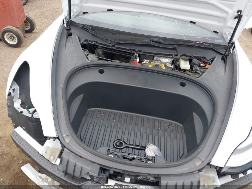 2020 Tesla Model 3 Long Range Dual Motor All-Wheel Drive VIN: 5YJ3E1EBXLF795563 Lot: 43623822