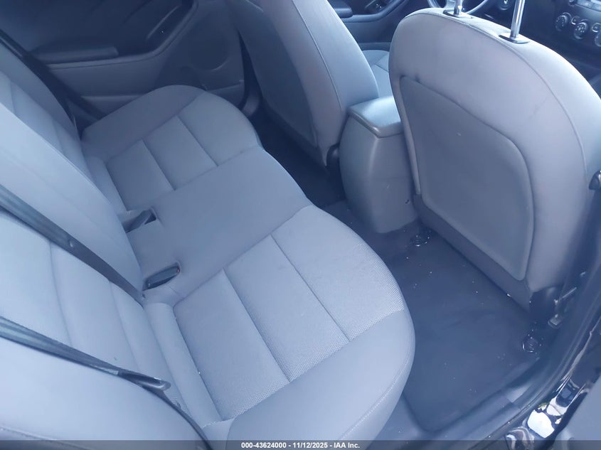 2017 Kia Forte Lx VIN: 3KPFK4A7XHE010089 Lot: 43624000