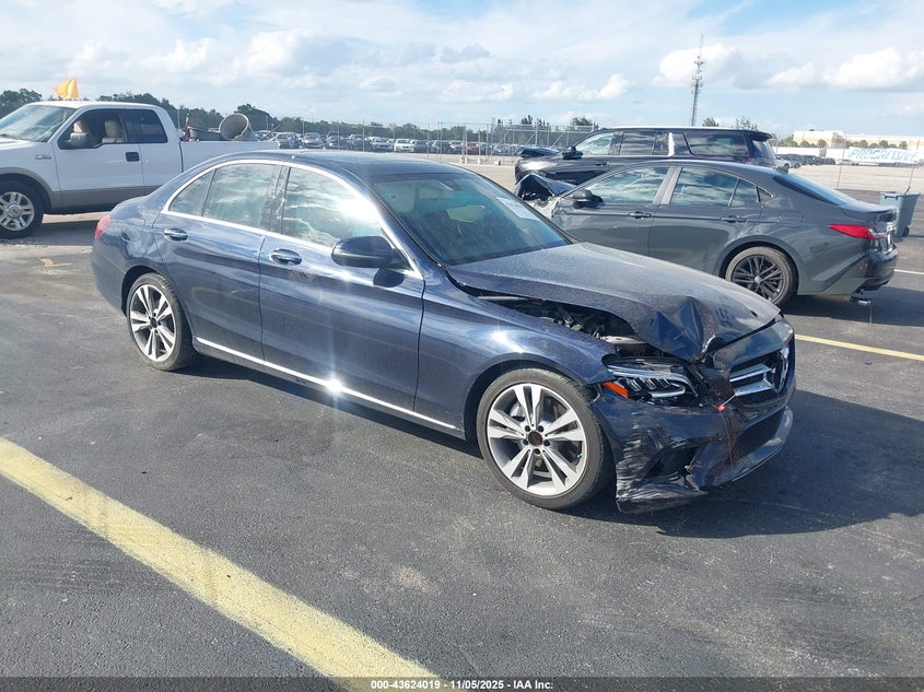 MERCEDES-BENZ C-CLASS C 300