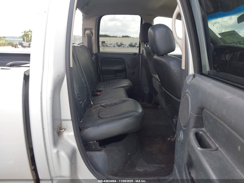 2004 Dodge Ram 1500 Slt/Laramie VIN: 1D7HU18D64S572677 Lot: 43624064