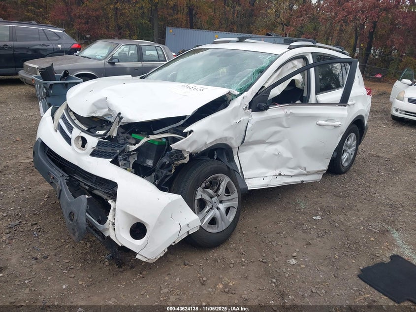 2013 TOYOTA RAV4 LE JTMBFREV1DD024225