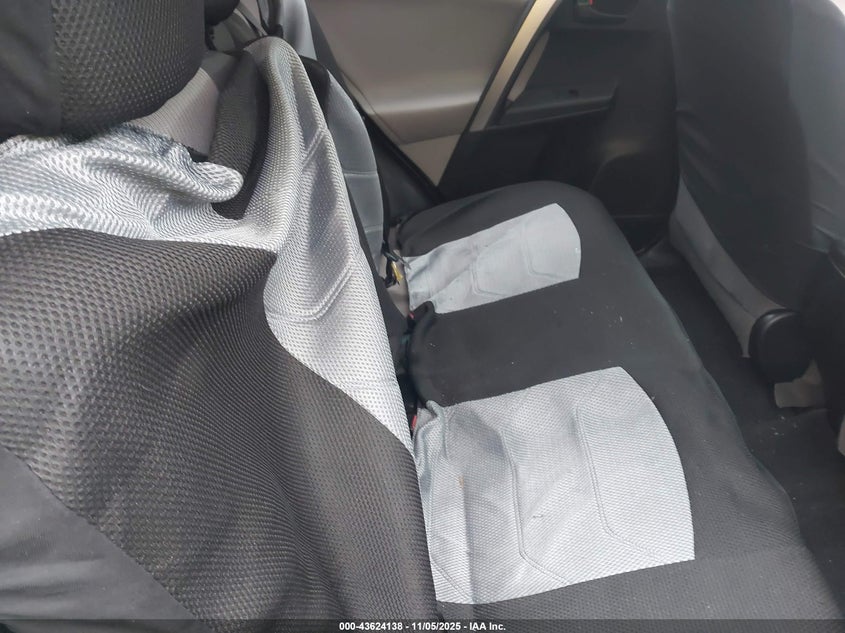 2013 TOYOTA RAV4 LE JTMBFREV1DD024225