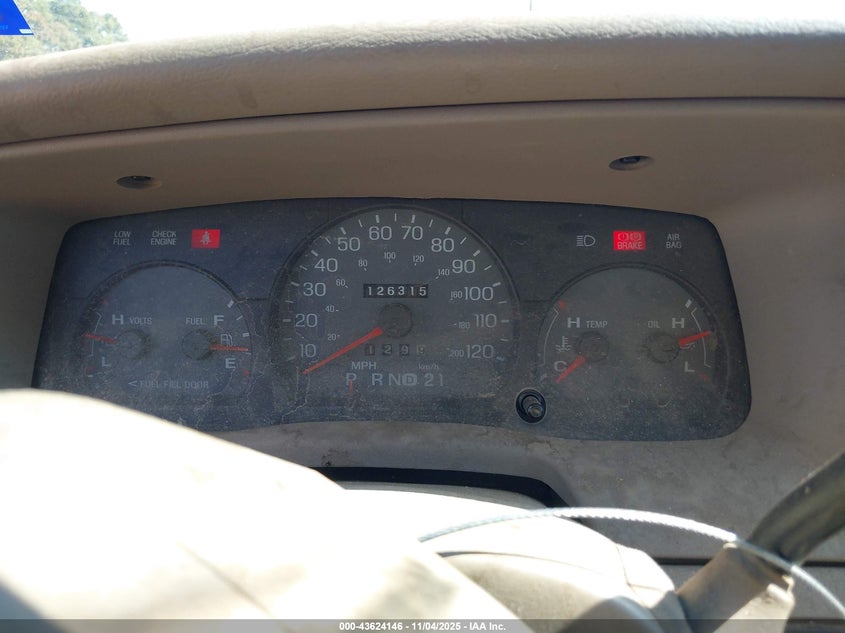 2005 Mercury Grand Marquis Ls/Lse VIN: 2MEFM75W25X636785 Lot: 43624146