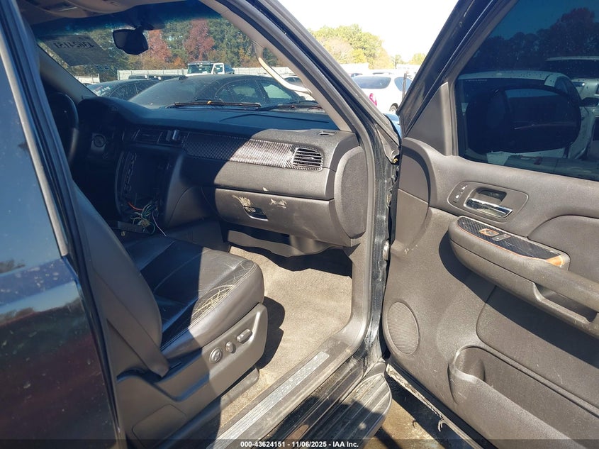 3GNEC12068G111103 2008 CHEVROLET AVALANCHE photo no. 5