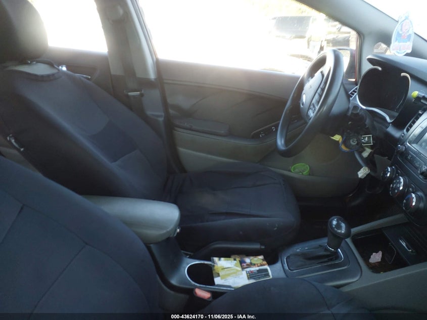 2016 KIA FORTE LX - KNAFX4A6XG5443105