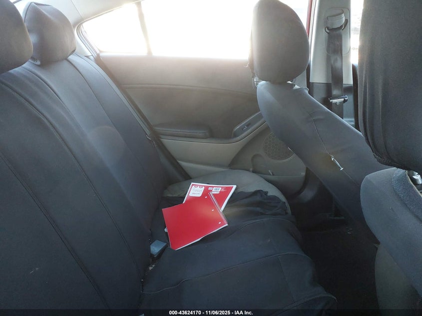 2016 KIA FORTE LX - KNAFX4A6XG5443105