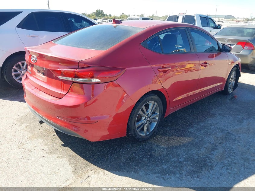 5NPD84LF2HH044632 2017 HYUNDAI ELANTRA photo no. 4