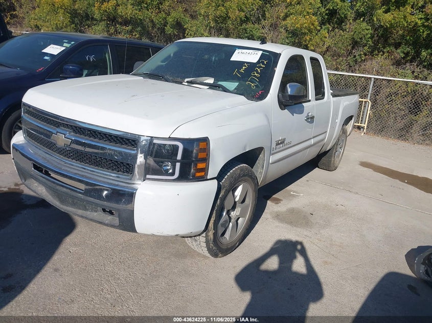 1GCEC29039Z278282 2009 CHEVROLET SILVERADO photo no. 2