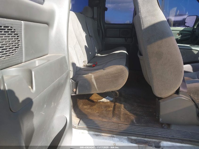 2007 Chevrolet Silverado 2500Hd Classic Work Truck VIN: 1GCHK29U57E197209 Lot: 43624247