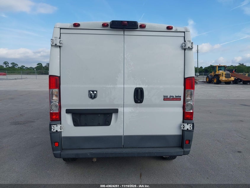 2015 Ram Promaster 1500 Low Roof VIN: 3C6TRVAG8FE520658 Lot: 43624251