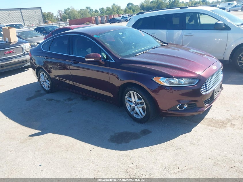 FORD FUSION SE