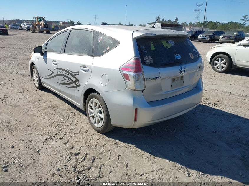 Vin: jtdzn3eu5fj027719, lot: 44119387, toyota prius v two 20153