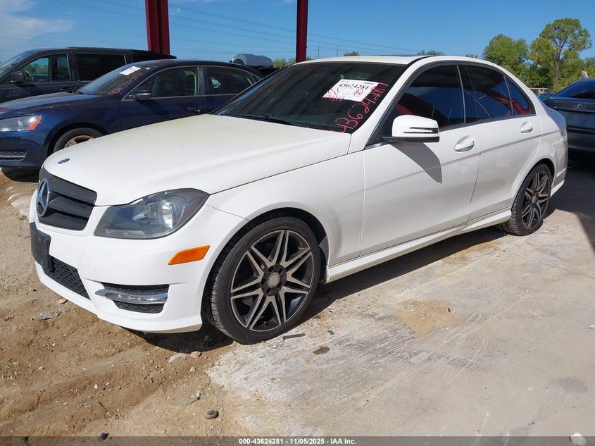 2013 Mercedes-Benz C 300 Sport 4Matic VIN: WDDGF8AB7DA821162 Lot: 43624281