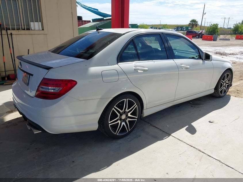 2013 Mercedes-Benz C 300 Sport 4Matic VIN: WDDGF8AB7DA821162 Lot: 43624281
