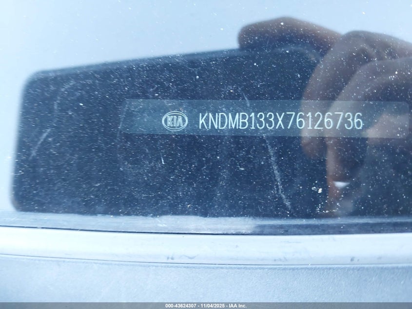 2007 Kia Sedona VIN: KNDMB133X76126736 Lot: 43624307