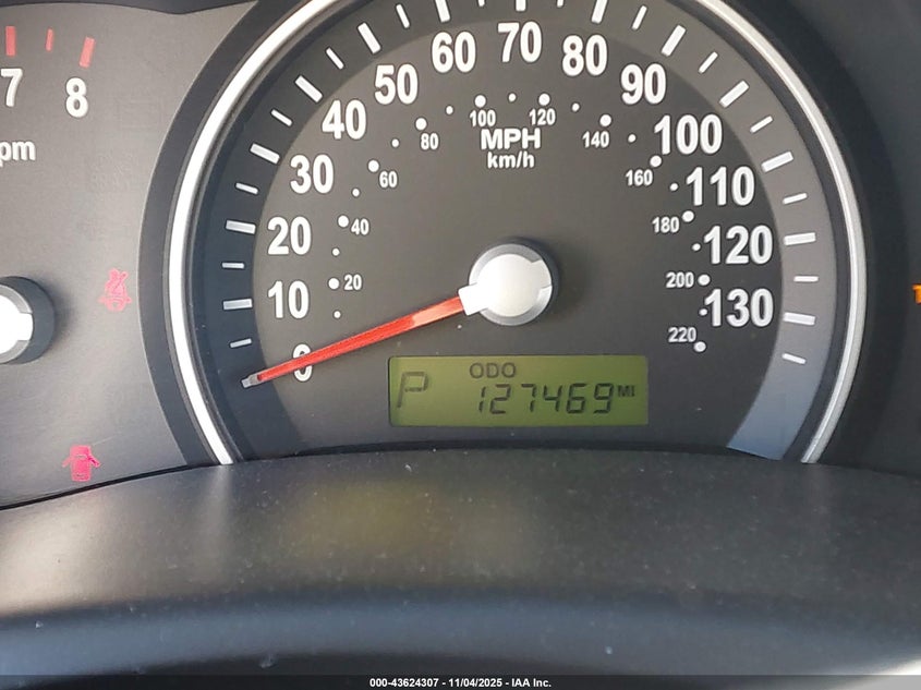 2007 Kia Sedona VIN: KNDMB133X76126736 Lot: 43624307