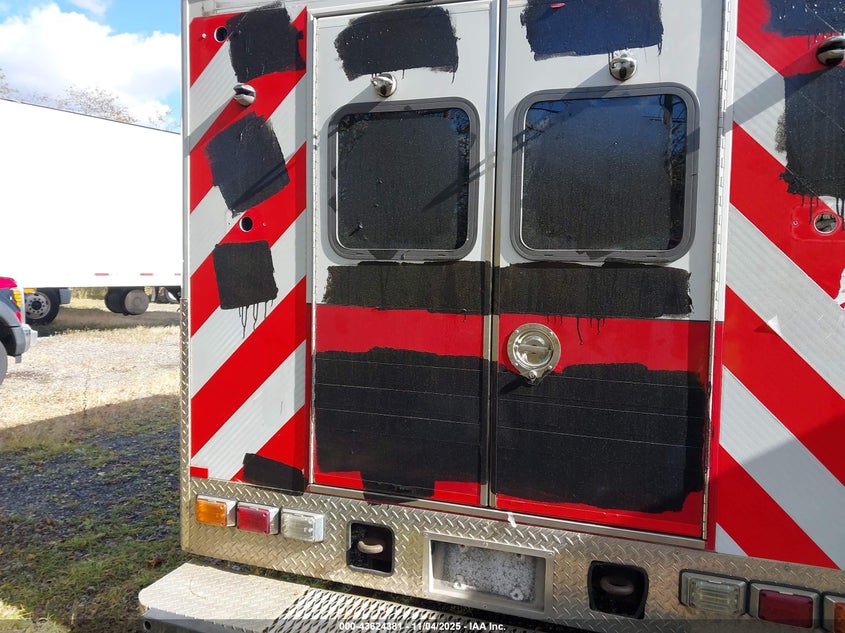 2017 Ford F-550 Chassis Xlt VIN: 1FD0X5HT4HEE35797 Lot: 43624381