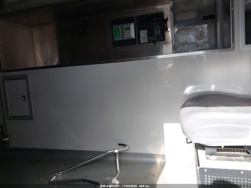 2017 Ford F-550 Chassis Xlt VIN: 1FD0X5HT4HEE35797 Lot: 43624381