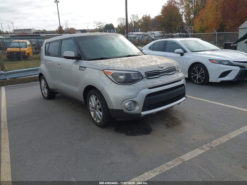 2017 Kia Soul + VIN: KNDJP3A57H7424645 Lot: 43624402