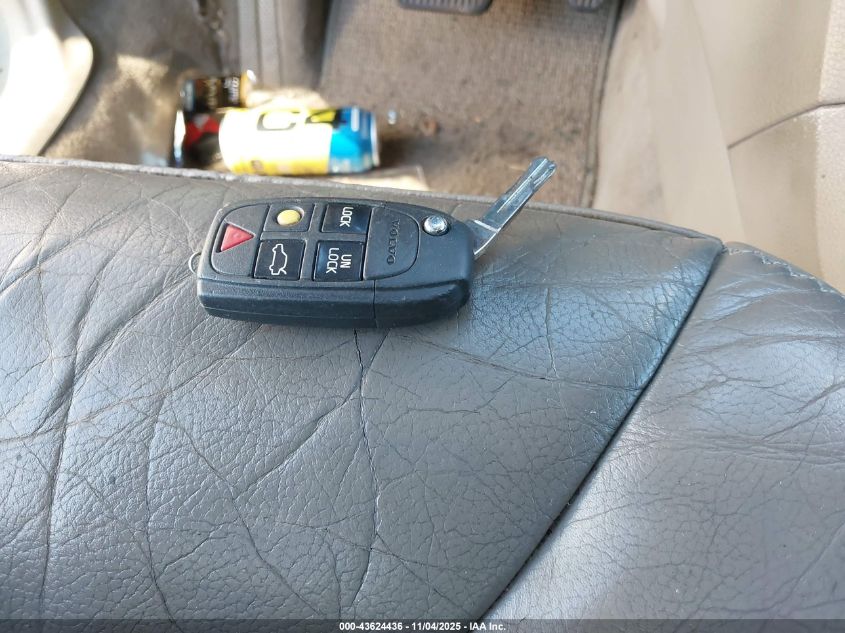 2004 Volvo Xc70 2.5T/Xc70 VIN: YV1SZ59H041169918 Lot: 43624436