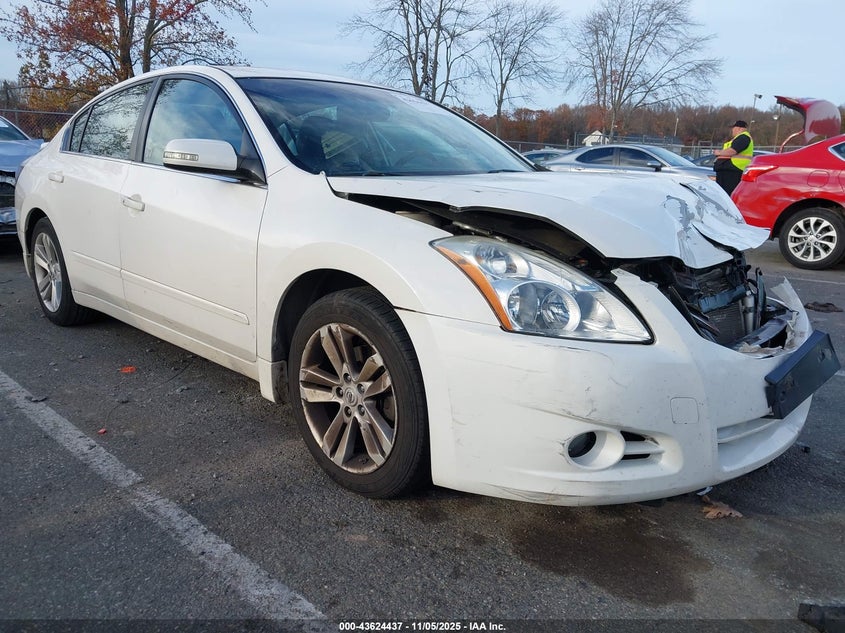NISSAN ALTIMA 3.5 SR