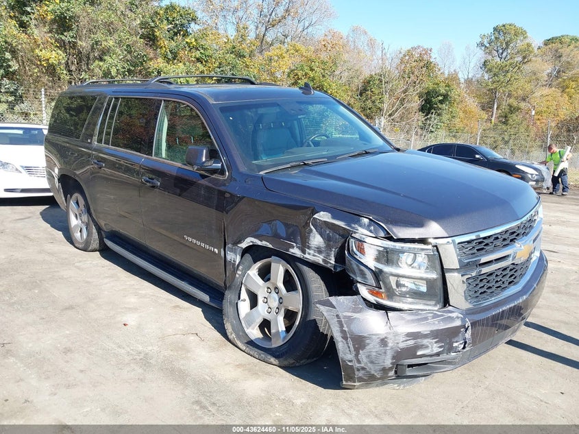 CHEVROLET SUBURBAN LT