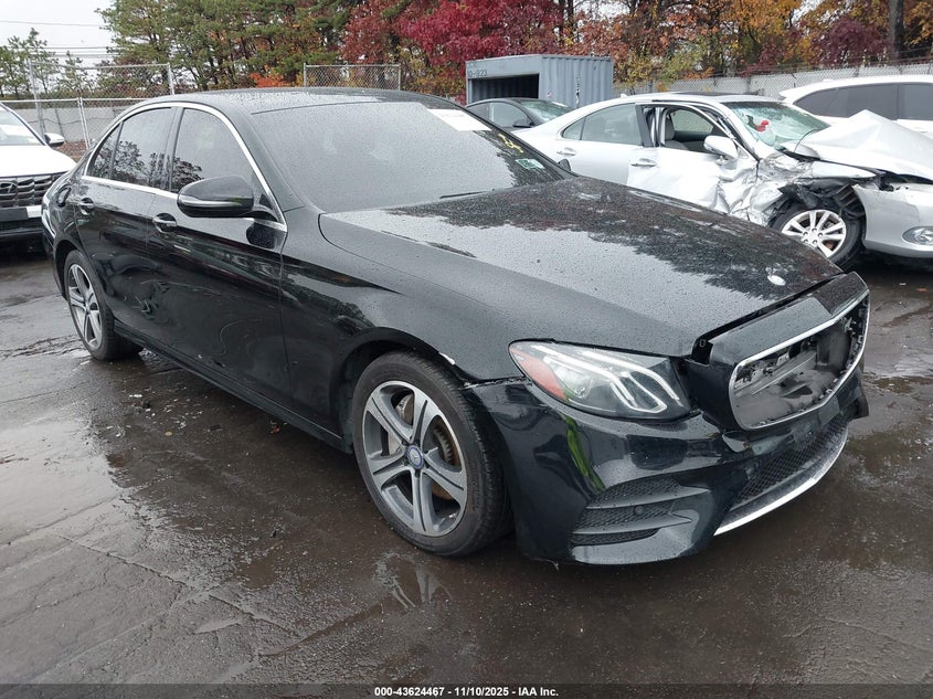 MERCEDES-BENZ E-CLASS 4MATIC